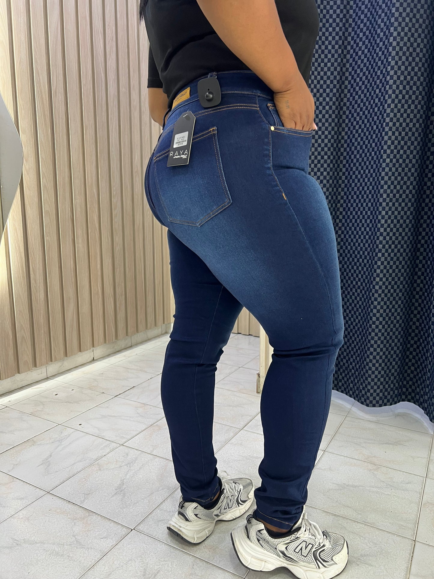 Skinny azul oscuro