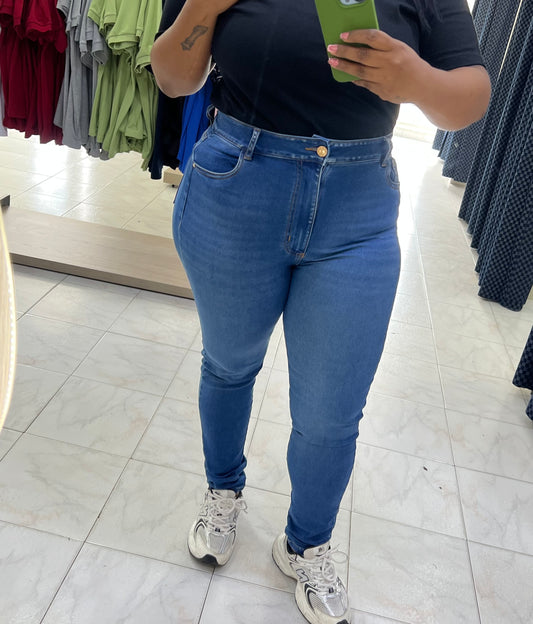 Skinny azul claro