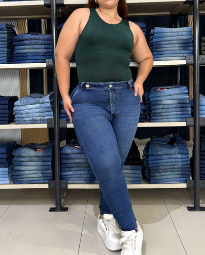 Skinny pretina cruzada
